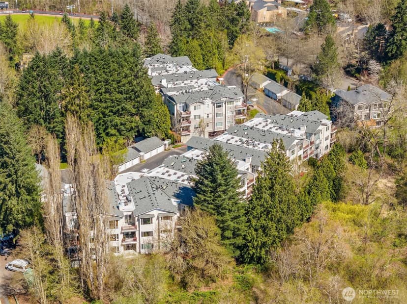 Property photo for 1805 134th Avenue Se #22, Bellevue photo 33
