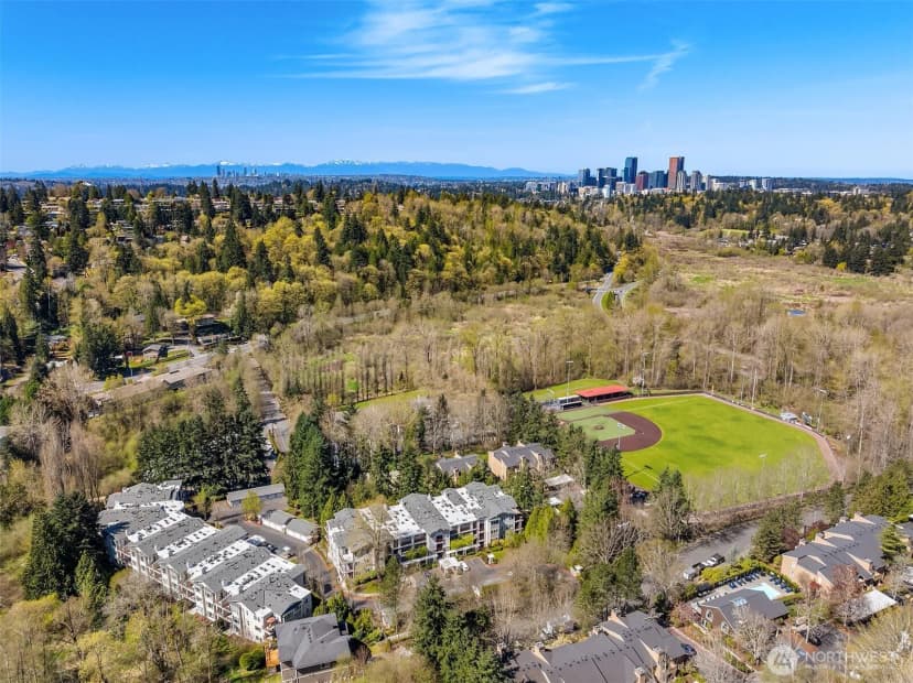 Property photo for 1805 134th Avenue Se #22, Bellevue photo 32