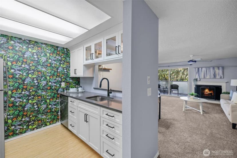 Property photo for 8812 20th Avenue Ne #a105, Seattle photo 13