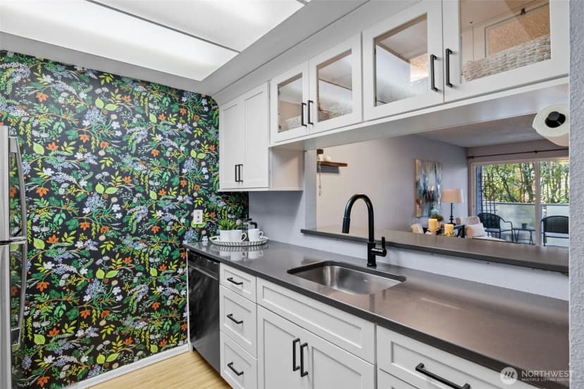Property photo for 8812 20th Avenue Ne #a105, Seattle photo 12