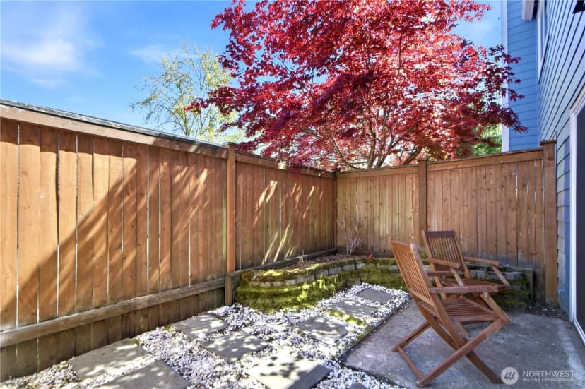 Property photo for 131 146th Avenue Se, Bellevue photo 18