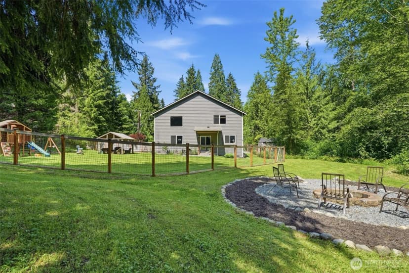 Property photo for 13930 73rd Street Ne, Lake Stevens photo 18