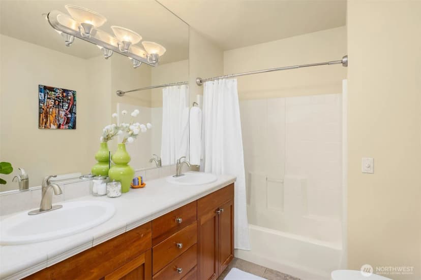 Property photo for 2035 Eastlake Avenue E #301, Seattle photo 15