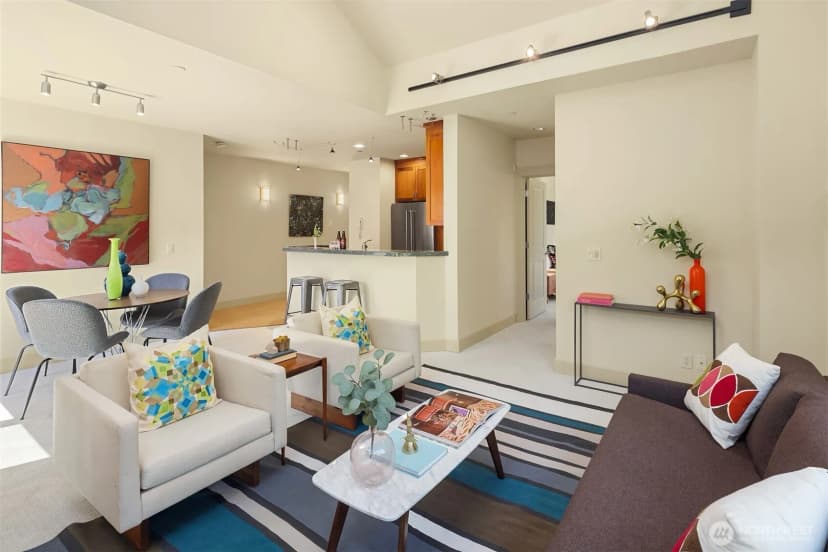 Property photo for 2035 Eastlake Avenue E #301, Seattle photo 2
