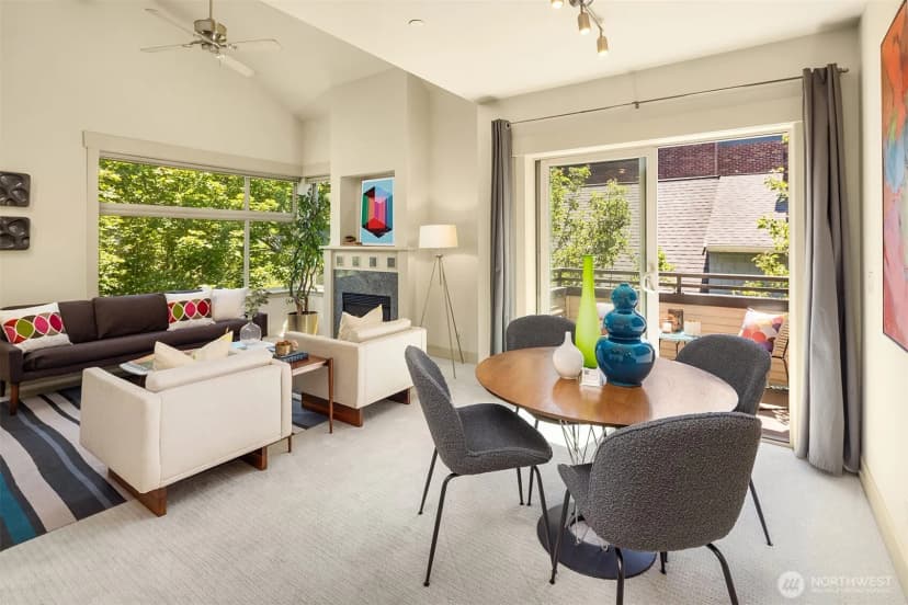 Property photo for 2035 Eastlake Avenue E #301, Seattle photo 5