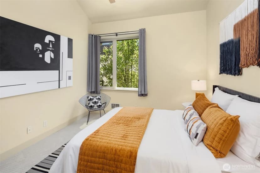 Property photo for 2035 Eastlake Avenue E #301, Seattle photo 13