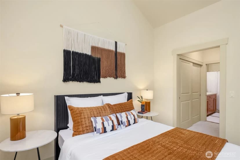 Property photo for 2035 Eastlake Avenue E #301, Seattle photo 14