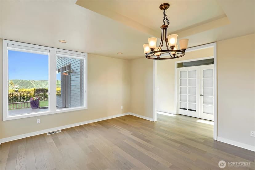 Property photo for 1603 126th Avenue E, Edgewood photo 8