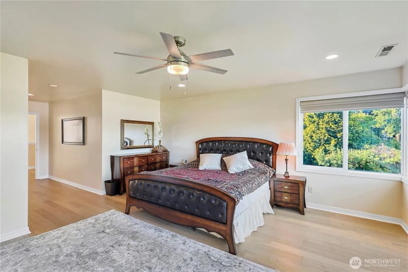 Property photo for 1603 126th Avenue E, Edgewood photo 17