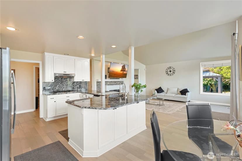 Property photo for 1603 126th Avenue E, Edgewood photo 7