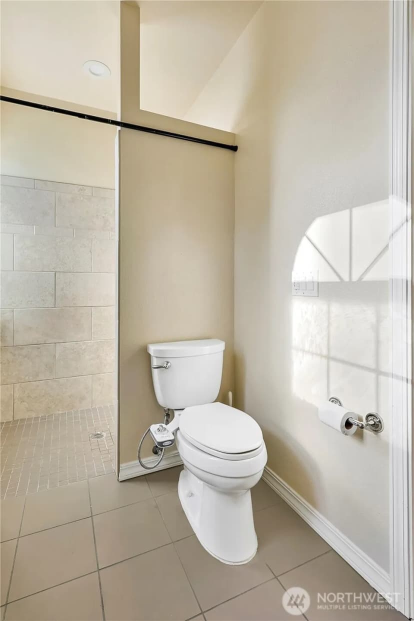 Property photo for 1603 126th Avenue E, Edgewood photo 13
