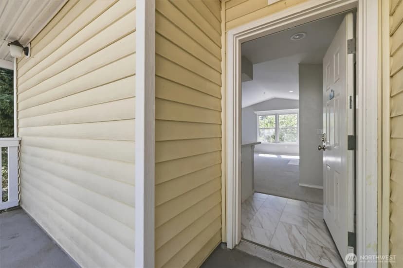 Property photo for 2560 118th Avenue Se #3-301, Bellevue photo 25