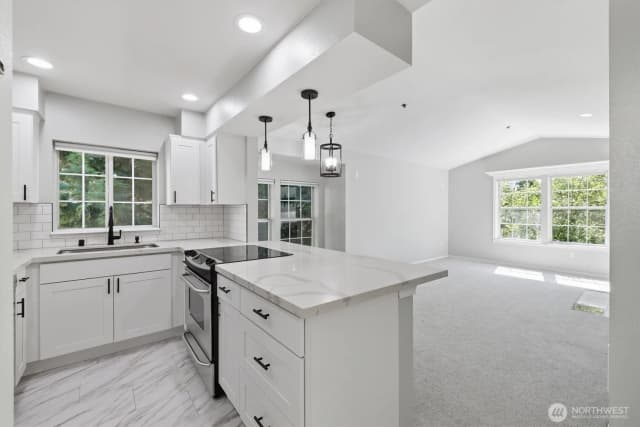 Property photo for 2560 118th Avenue Se #3-301, Bellevue