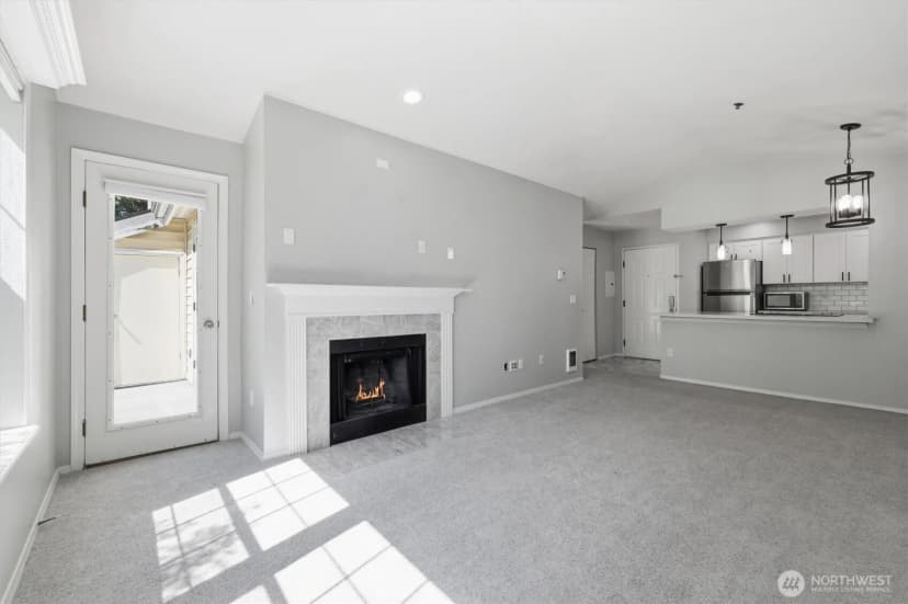 Property photo for 2560 118th Avenue Se #3-301, Bellevue photo 11