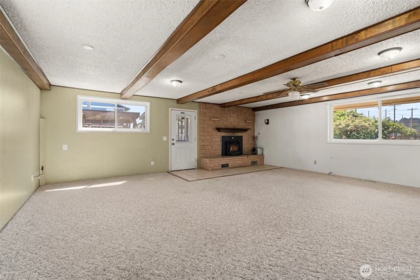 Property photo for 1414 B Street, Centralia photo 8