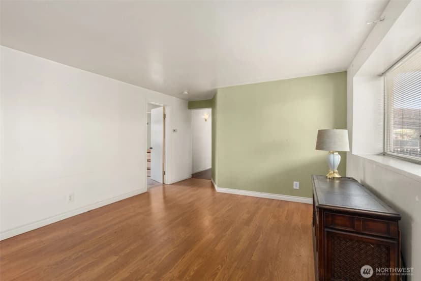 Property photo for 1414 B Street, Centralia photo 5