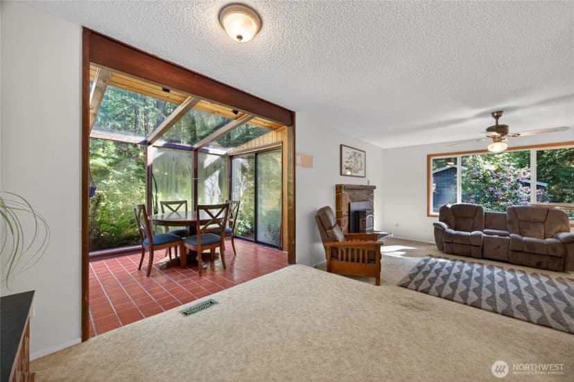 Property photo for 10140 Banner Road Se, Olalla photo 10