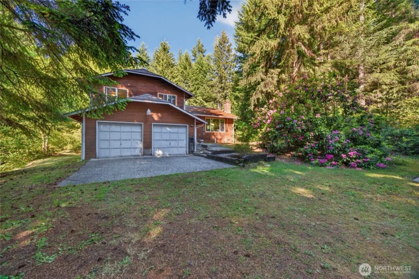 Property photo for 10140 Banner Road Se, Olalla photo 3
