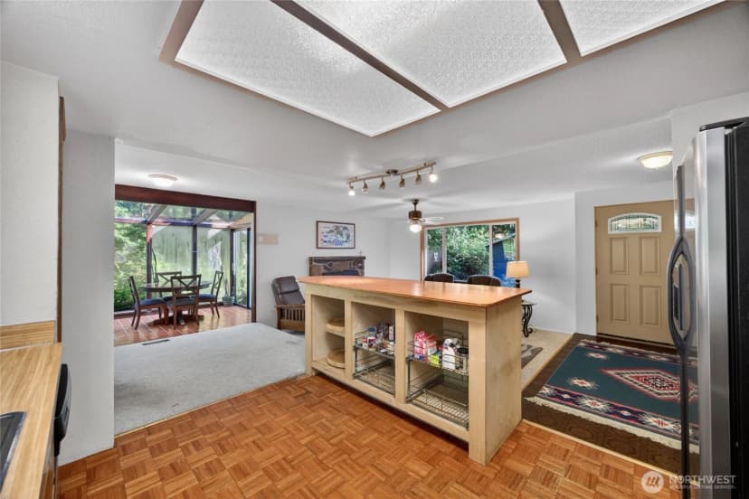 Property photo for 10140 Banner Road Se, Olalla photo 19