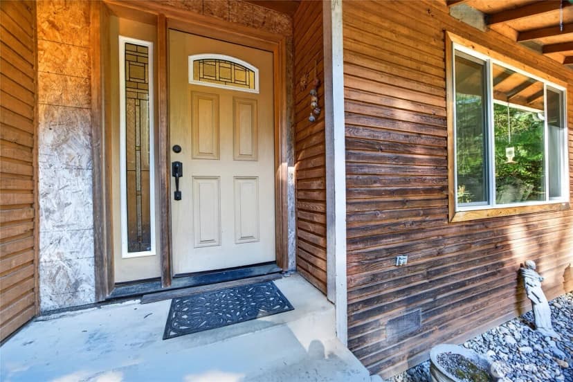 Property photo for 10140 Banner Road Se, Olalla photo 5