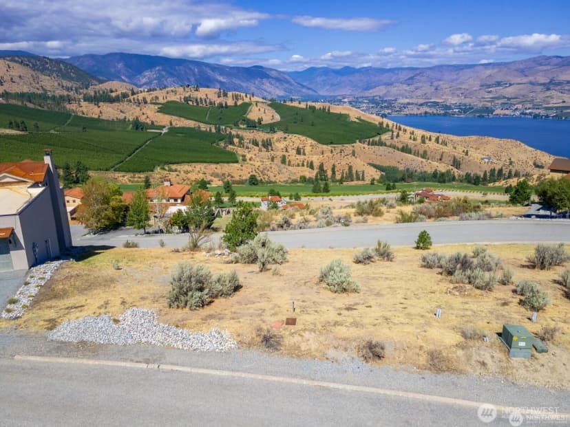 Property photo for 373 Sabio Way, Chelan