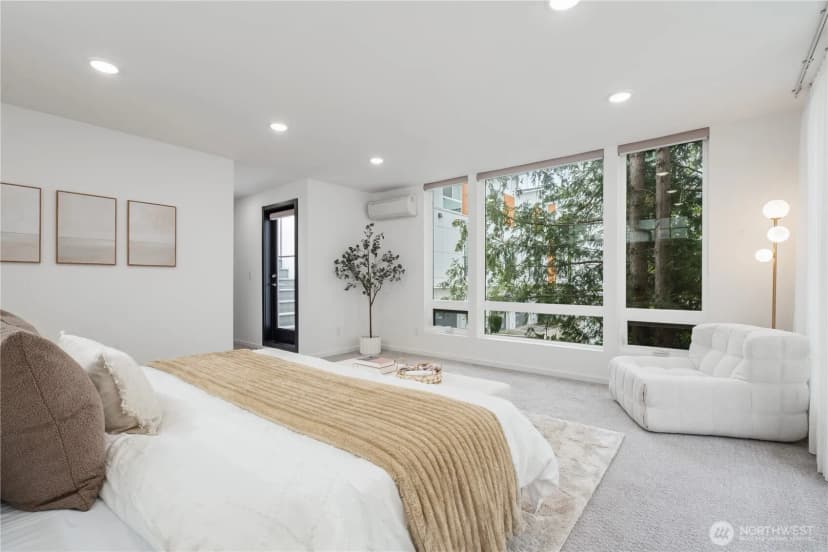 Property photo for 8613 23rd Avenue Ne #b, Seattle photo 34