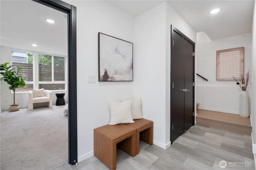 Property photo for 8613 23rd Avenue Ne #b, Seattle photo 24