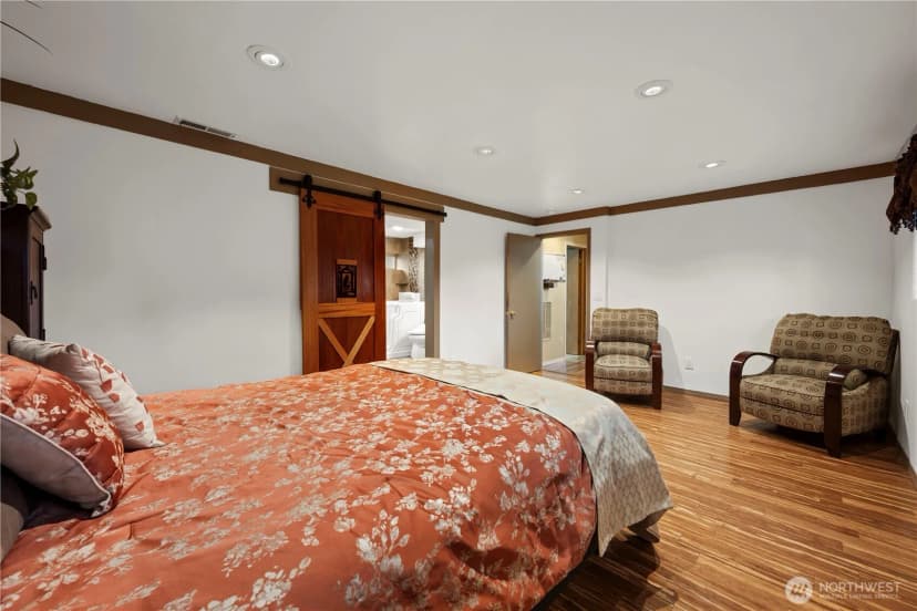 Property photo for 25833 131st Place Se, Kent photo 15