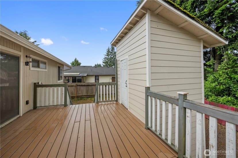 Property photo for 25833 131st Place Se, Kent photo 23