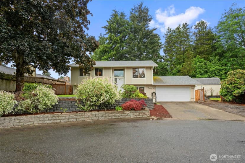 Property photo for 25833 131st Place Se, Kent