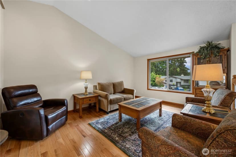 Property photo for 25833 131st Place Se, Kent photo 6