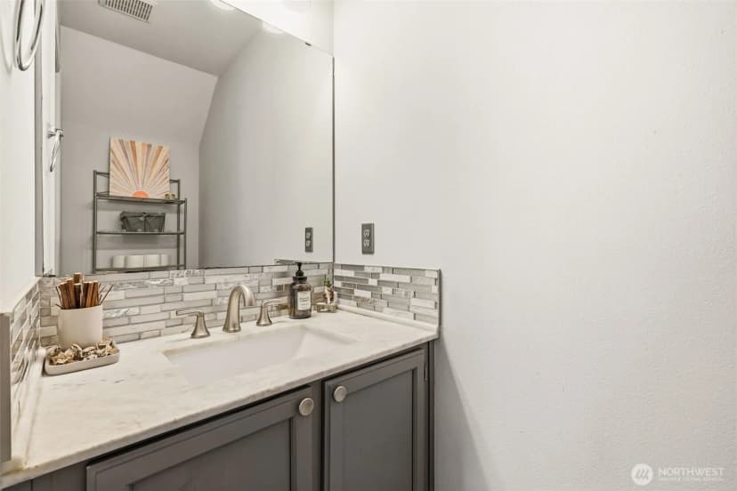 Property photo for 9825 18th Avenue W #b1, Everett photo 17