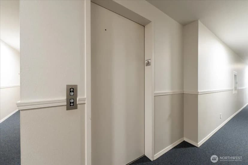 Property photo for 1000 Ne 88th Street #304, Seattle photo 19