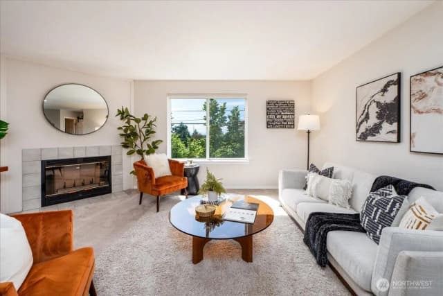 Property photo for 1000 Ne 88th Street #304, Seattle photo 5