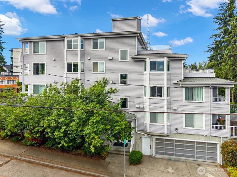 Property photo for 1000 Ne 88th Street #304, Seattle