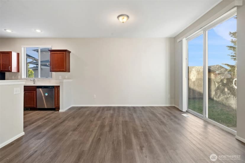 Property photo for 8117 5257 207th Street E, Spanaway photo 7