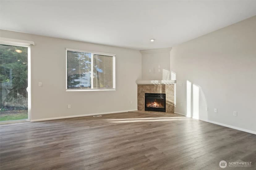 Property photo for 8117 5257 207th Street E, Spanaway photo 4