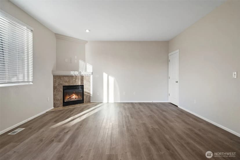 Property photo for 8117 5257 207th Street E, Spanaway photo 5