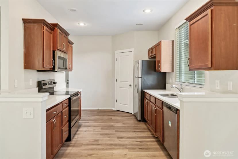 Property photo for 8117 5257 207th Street E, Spanaway photo 11