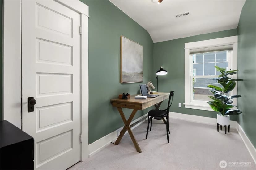 Property photo for 2442 6th W, Seattle photo 32