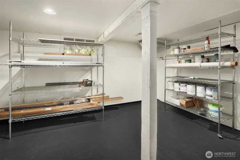 Property photo for 2442 6th W, Seattle photo 37