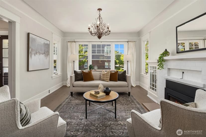 Property photo for 2442 6th W, Seattle photo 5