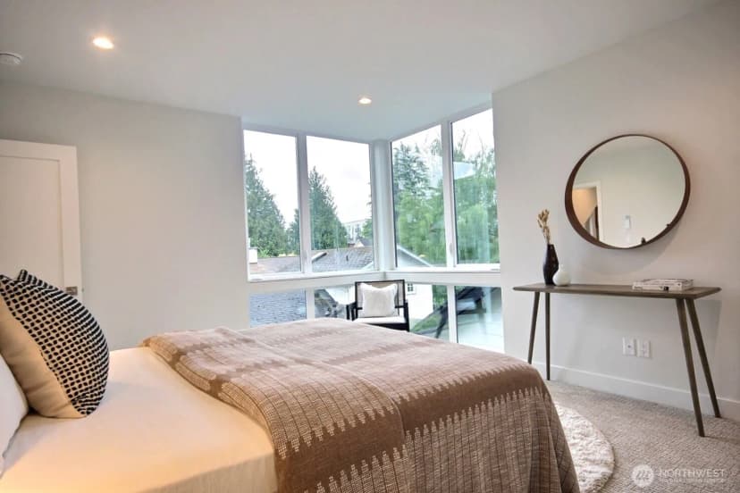 Property photo for 813 Ne 90th Street, Seattle photo 14