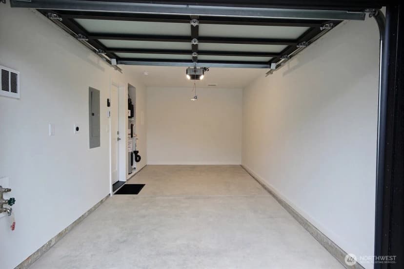 Property photo for 813 Ne 90th Street, Seattle photo 29