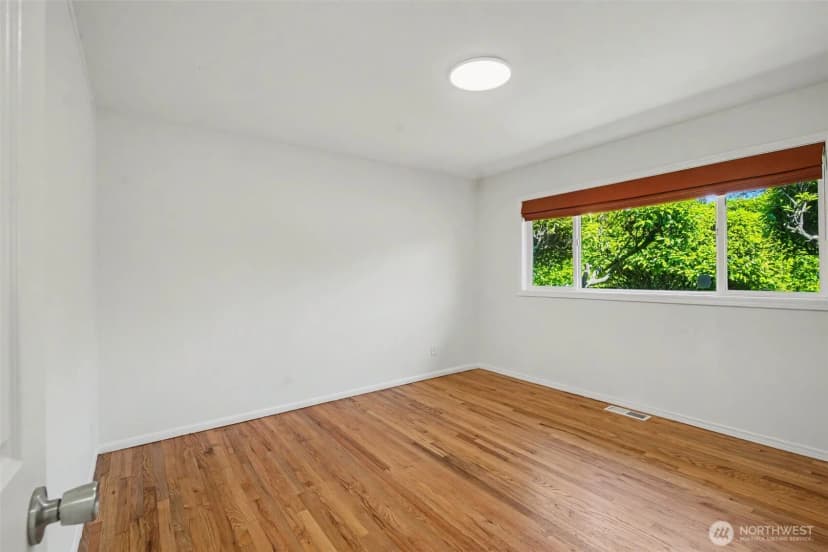 Property photo for 10749 30th Ave Ne, Seattle photo 19