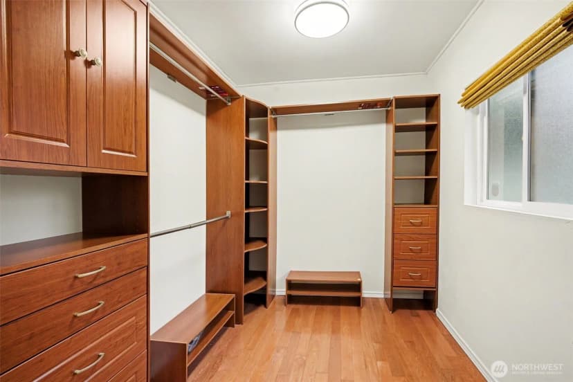 Property photo for 10749 30th Ave Ne, Seattle photo 12
