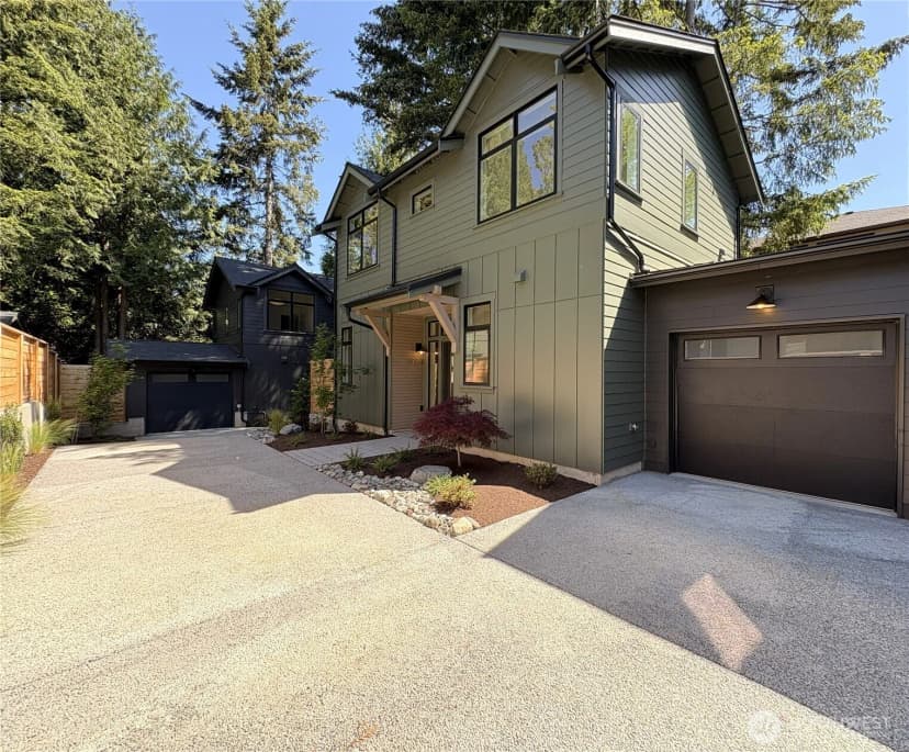 Property photo for 3026 Ne 95th Street #b, Seattle
