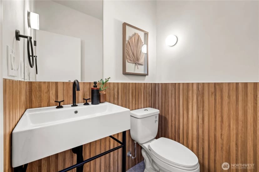 Property photo for 3026 Ne 95th Street #b, Seattle photo 14