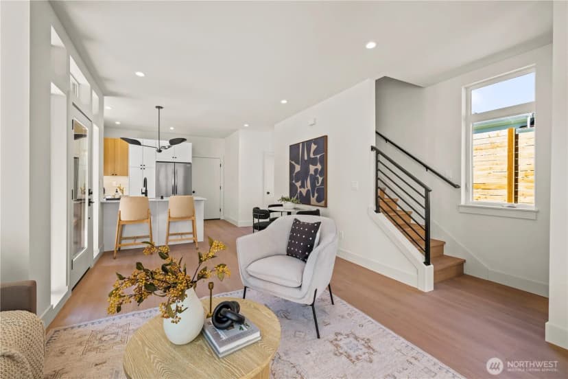 Property photo for 3026 Ne 95th Street #b, Seattle photo 12