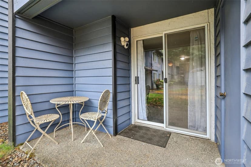 Property photo for 280 Nw Newport Way #b14, Issaquah photo 28